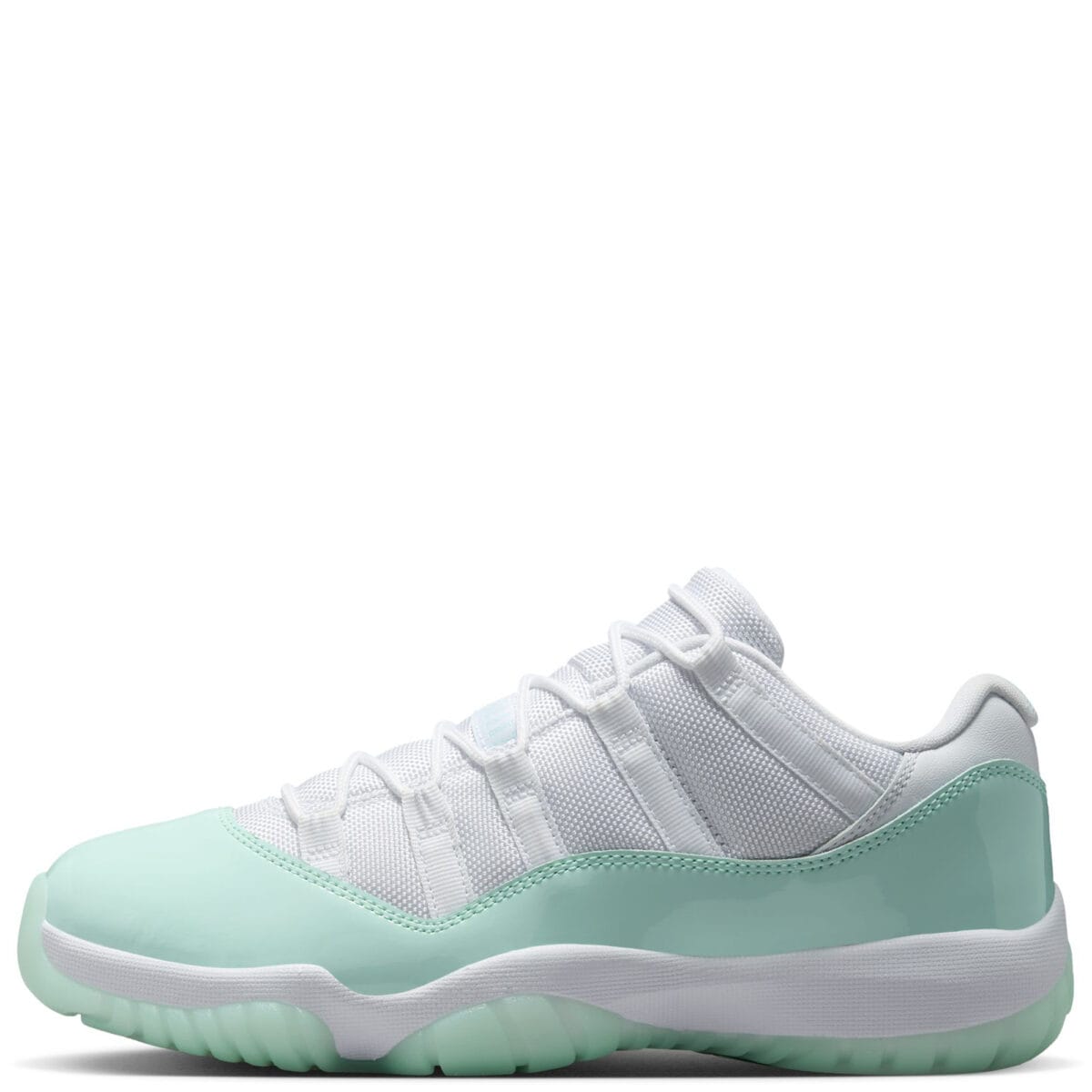 Women Women's Air Jordan 11 Retro Low "Igloo Sneakers 6.5 White/Igloo